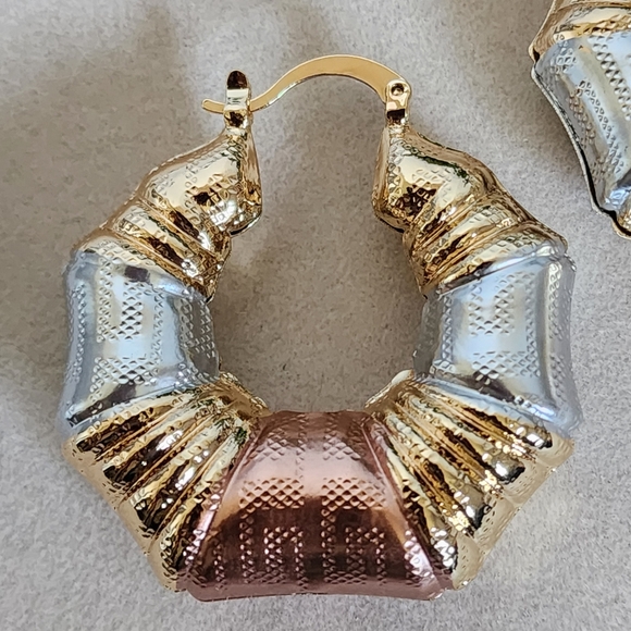 Tricolor Gold Filled Chunky Hoop Earrings Greek Key Design - Picture 6 of 8